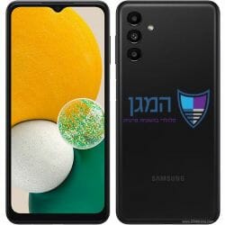 התמונה מציגה סמארטפון כשר - SAMSUNG A13. לתצוגה הקדמית עיצוב אבסטרקטי צבעוני עם עיגולים צהובים, ירוקים ולבנים. הגב שחור עם שלוש מצלמות מיושרות אנכית ולוגו "מגן", שנראה כמגן עם טקסט בעברית.