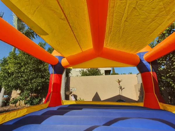 ⁦מתקן קפיצה מתנפח בינוני|D3627|טירת הנסיכים|Jumpy Jump|מגלשה+משטח קפיצה+הצללה נשלפת | המגן⁩ – תמונה ⁦2⁩